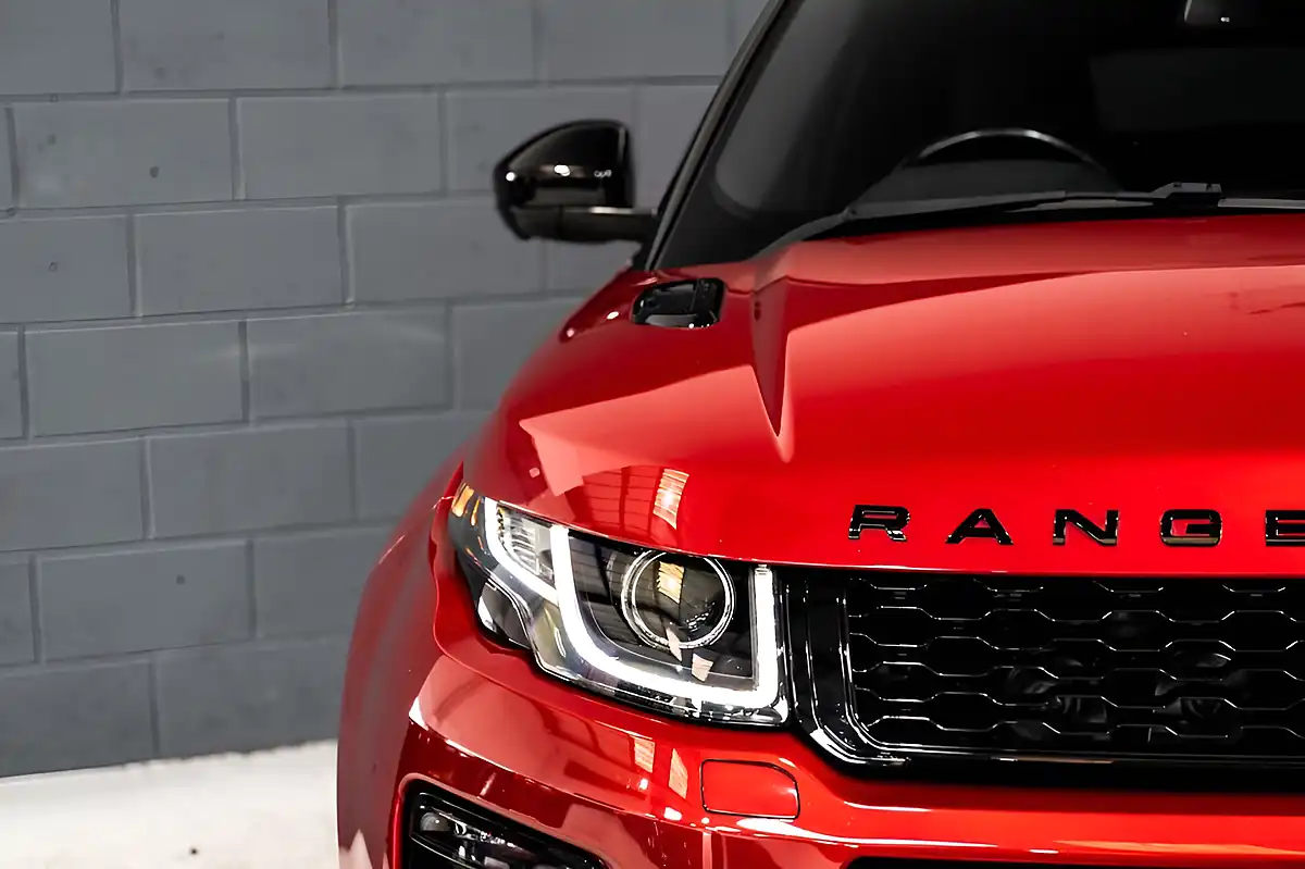 Used 2017 Land Rover Range Rover Evoque Hse Dynamic Red - Interior and Exterior details 17