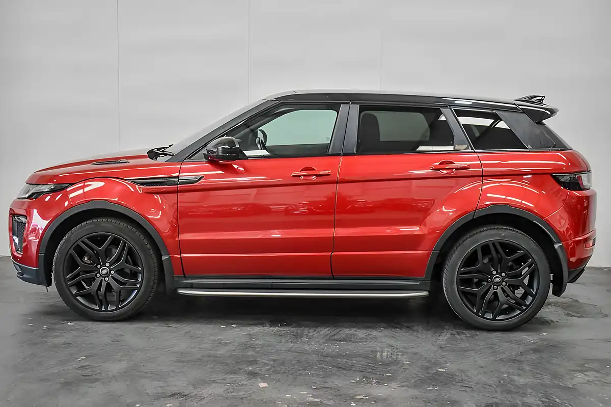 Used 2017 Land Rover Range Rover Evoque Hse Dynamic Red - Interior and Exterior details 2