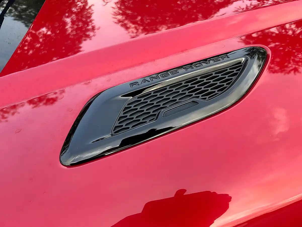 Used 2017 Land Rover Range Rover Evoque Hse Dynamic Red - Interior and Exterior details 16