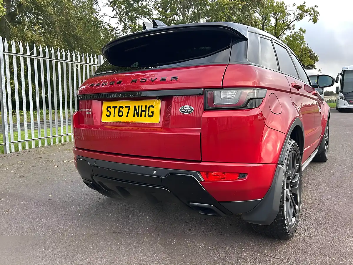 Used 2017 Land Rover Range Rover Evoque Hse Dynamic Red - Interior and Exterior details 6