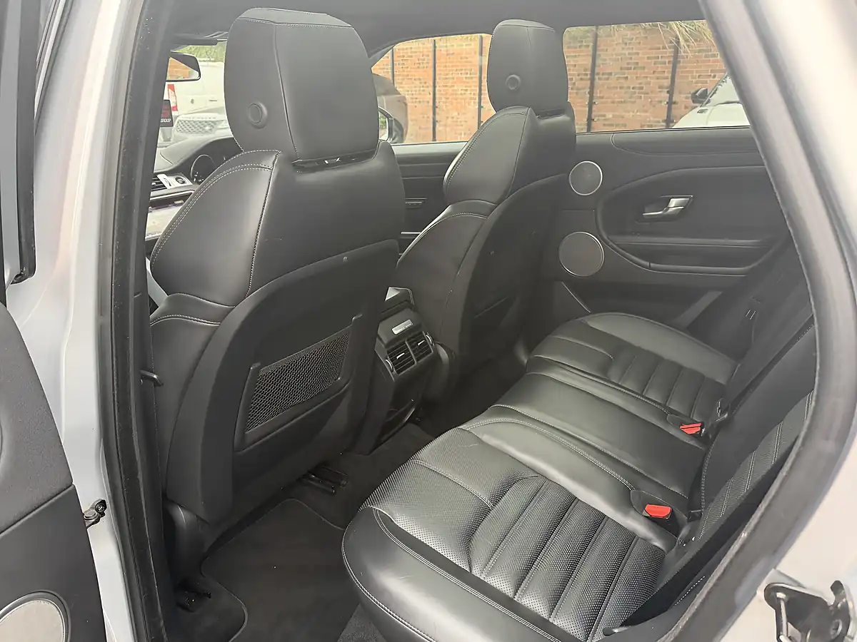 Used 2017 Land Rover Range Rover Evoque Hse Dynamic Silver - Interior and Exterior details 16