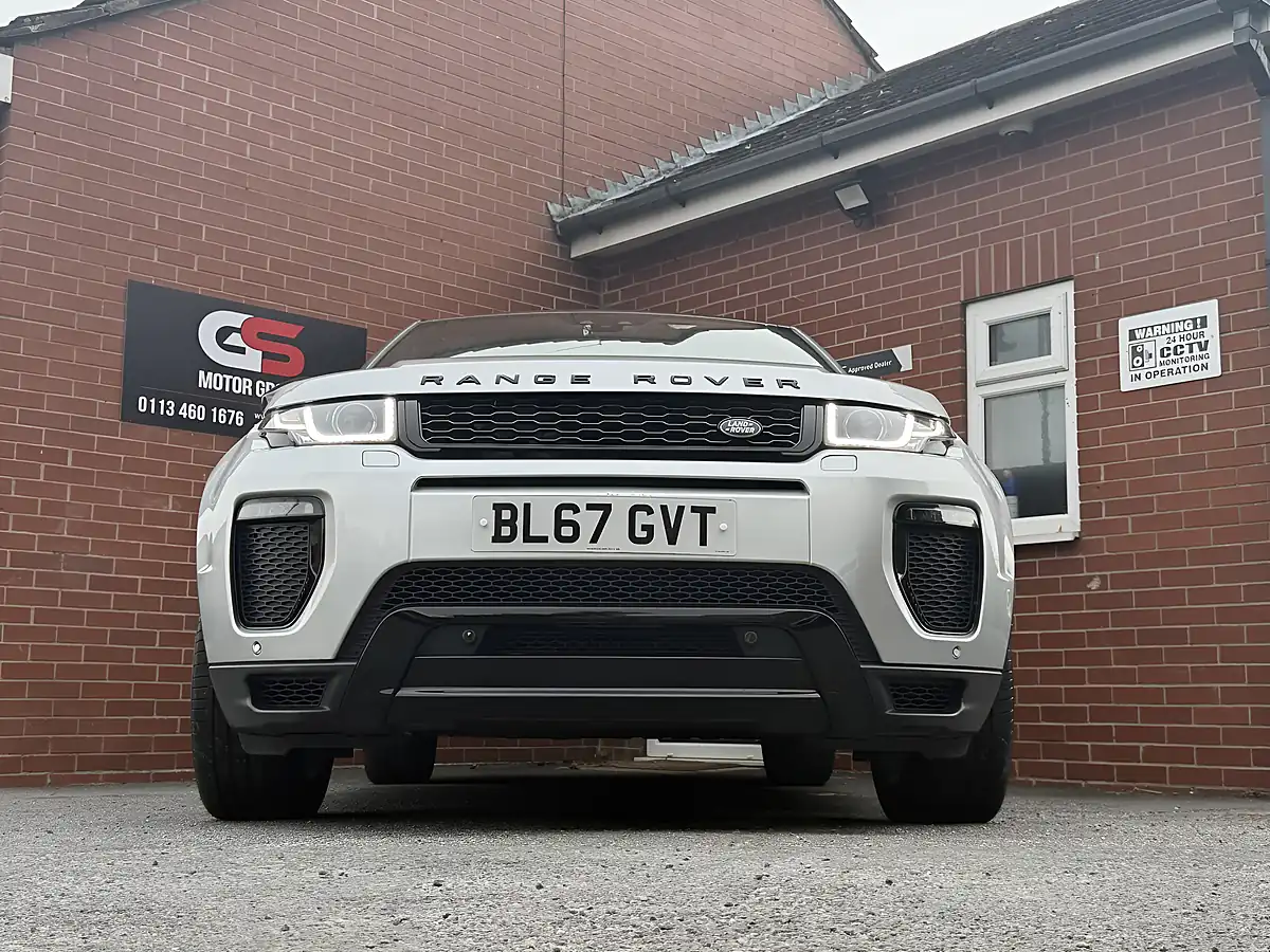 Used 2017 Land Rover Range Rover Evoque Hse Dynamic Silver - Interior and Exterior details 4
