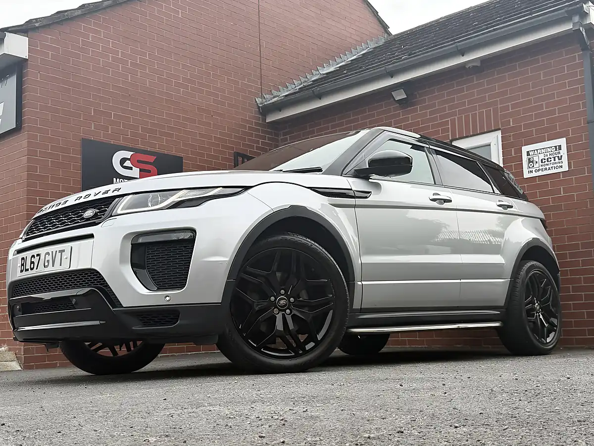 Used 2017 Land Rover Range Rover Evoque Hse Dynamic Silver - Interior and Exterior details 6