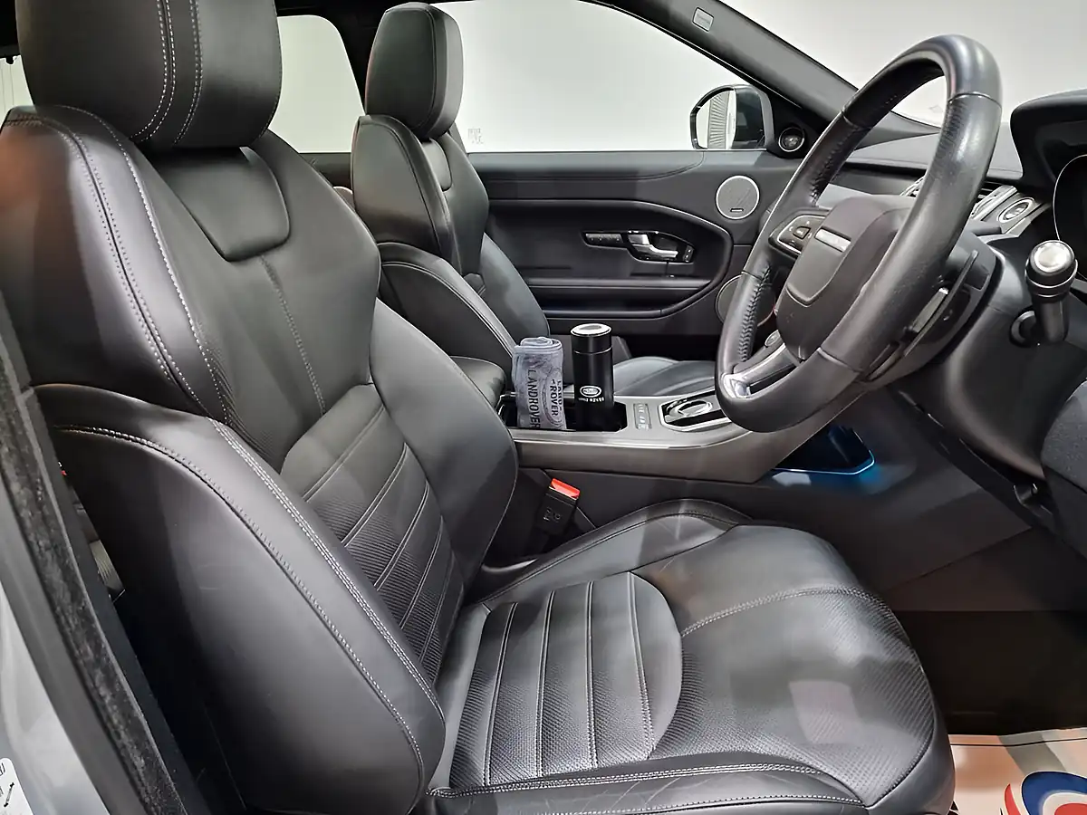 Used 2017 Land Rover Range Rover Evoque Hse Dynamic Silver - Interior and Exterior details 10