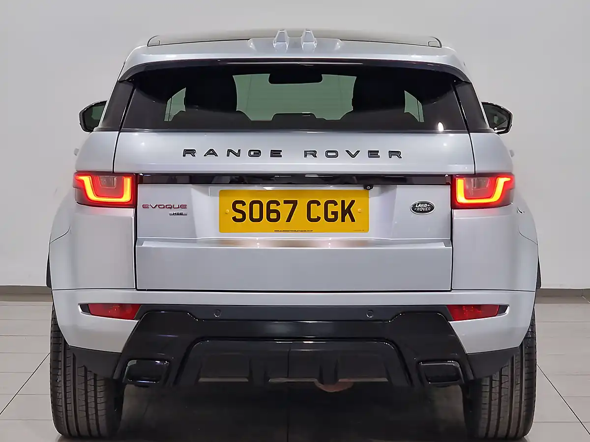 Used 2017 Land Rover Range Rover Evoque Hse Dynamic Silver - Interior and Exterior details 5