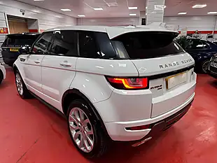 Used 2017 Land Rover Range Rover Evoque Hse Dynamic White - Interior and Exterior details 10