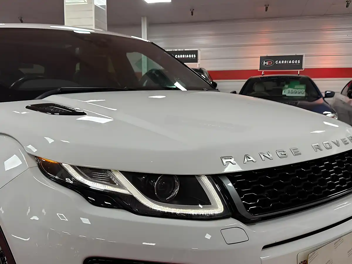 Used 2017 Land Rover Range Rover Evoque Hse Dynamic White - Interior and Exterior details 6