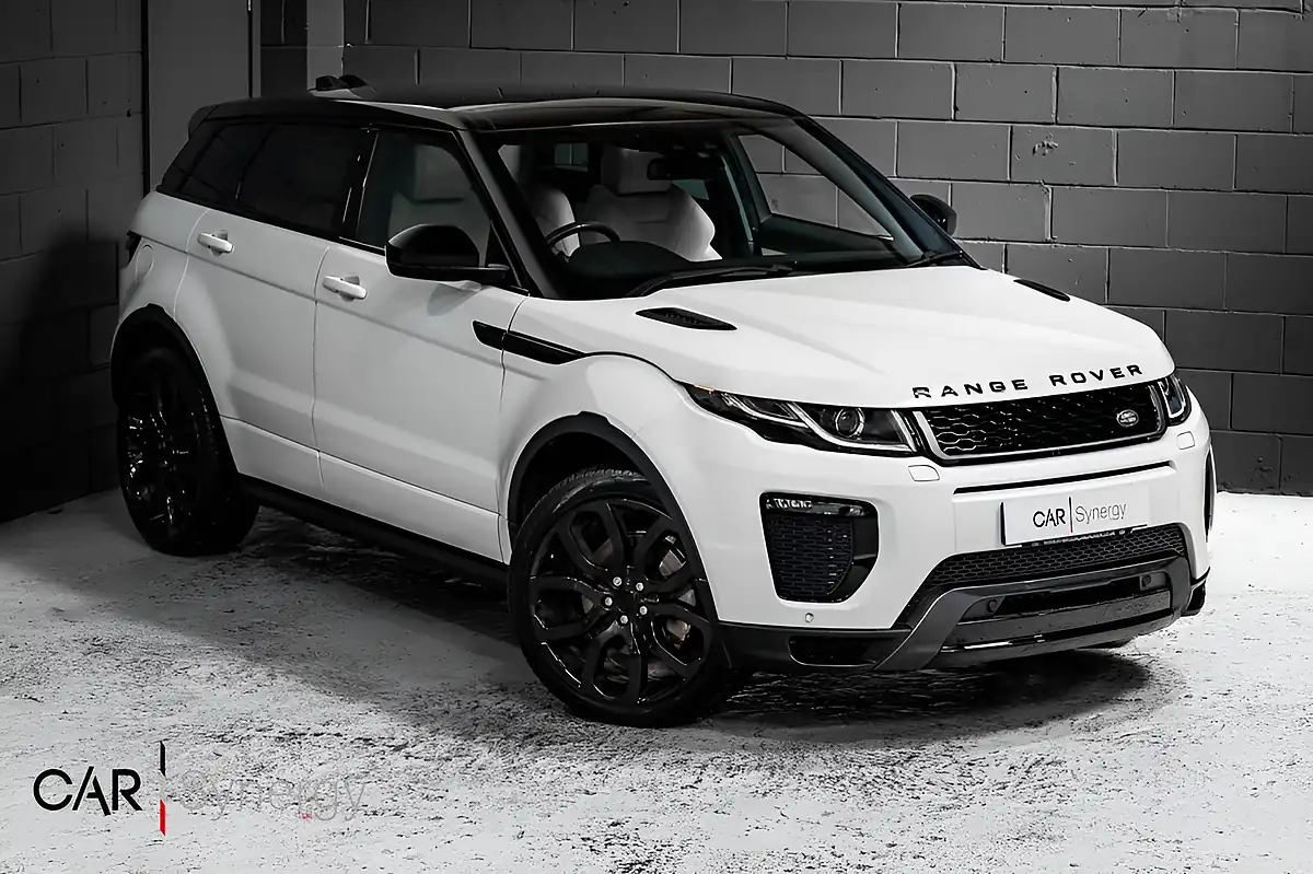 Used 2017 Land Rover Range Rover Evoque Hse Dynamic White - Front View