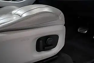 Used 2017 Land Rover Range Rover Evoque Hse Dynamic White - Interior and Exterior details 14
