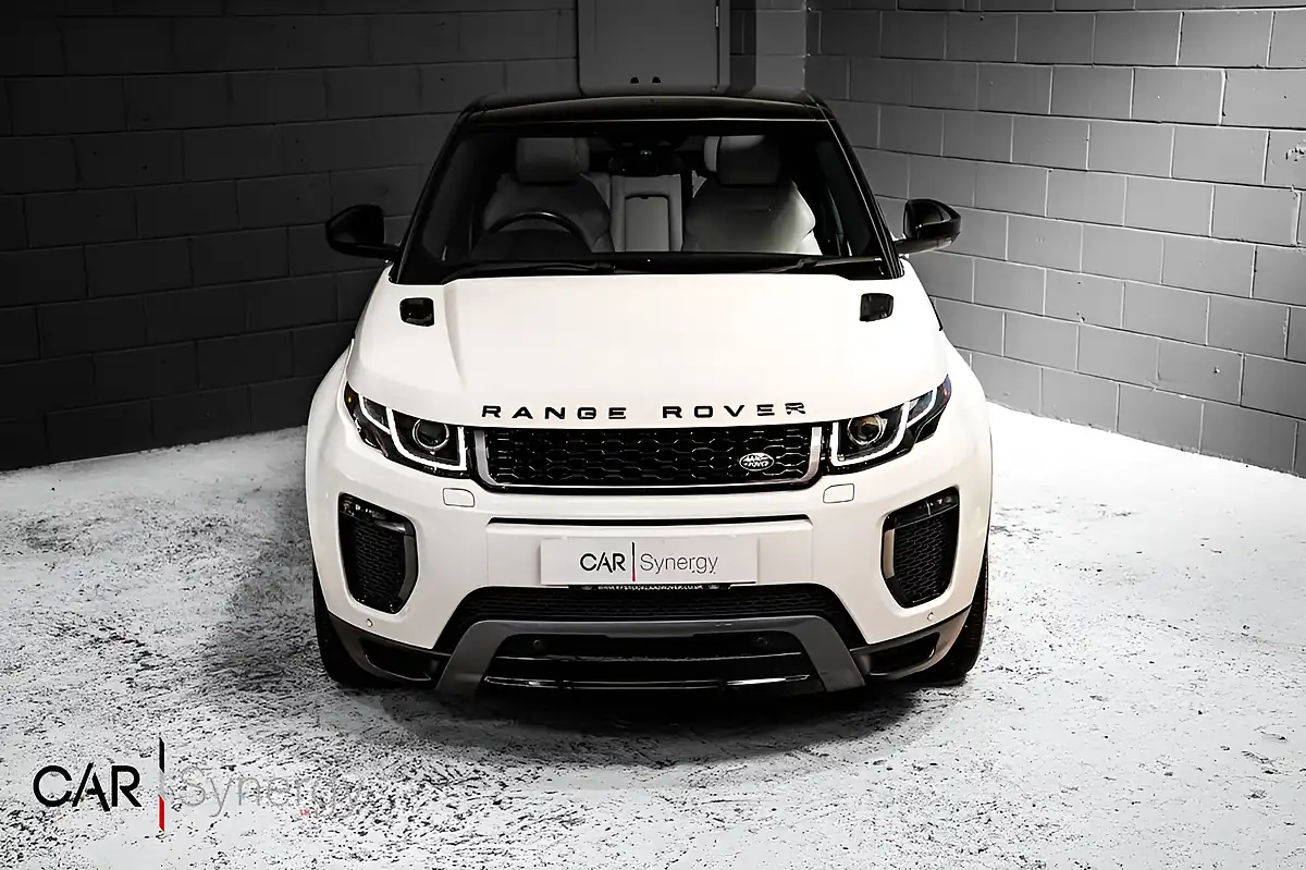 Used 2017 Land Rover Range Rover Evoque Hse Dynamic White - Interior and Exterior details 5