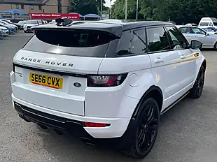 Used 2017 Land Rover Range Rover Evoque Hse Dynamic White - Interior and Exterior details 8