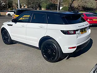 Used 2017 Land Rover Range Rover Evoque Hse Dynamic White - Interior and Exterior details 6