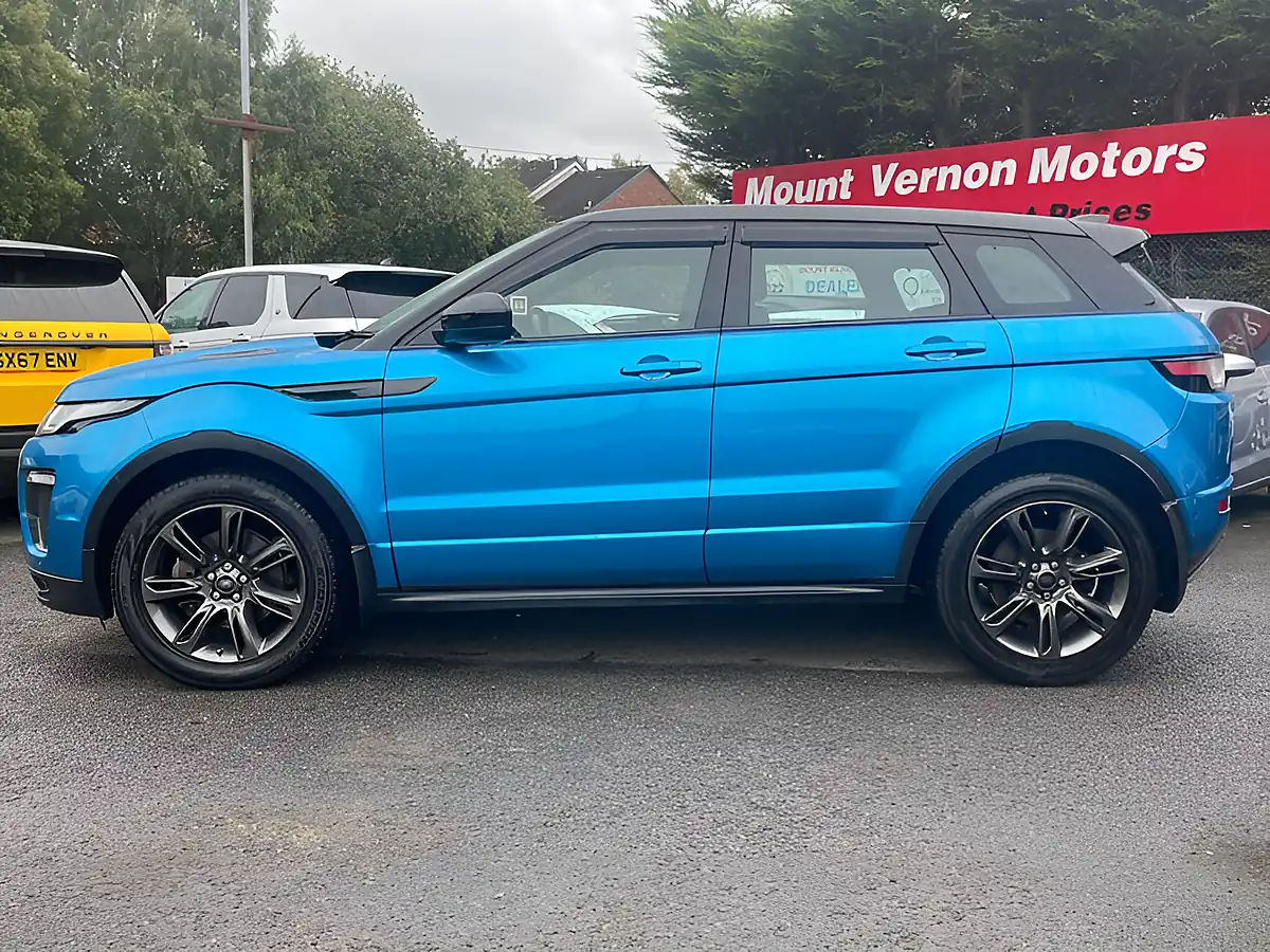 Used 2017 Land Rover Range Rover Evoque Landmark Blue - Interior and Exterior details 4