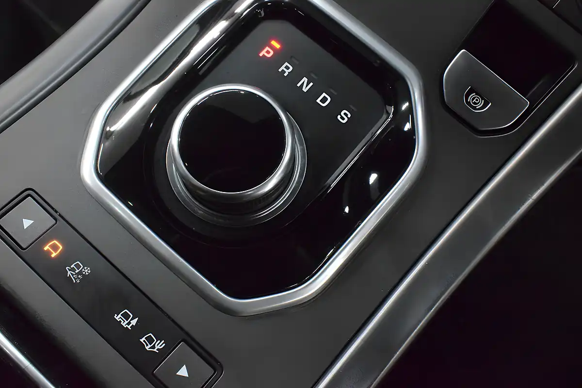 Used 2017 Land Rover Range Rover Evoque Landmark Blue - Interior and Exterior details 18