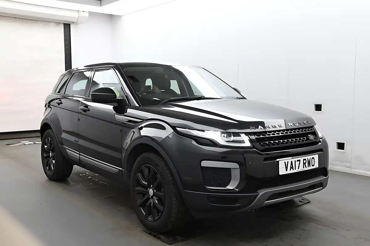 Used 2017 Land Rover Range Rover Evoque Se Black - Front View