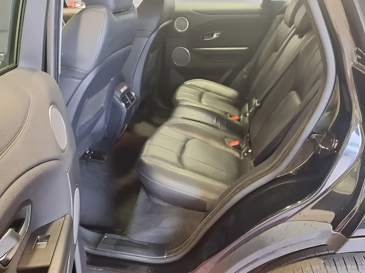 Used 2017 Land Rover Range Rover Evoque Se Black - Interior and Exterior details 8