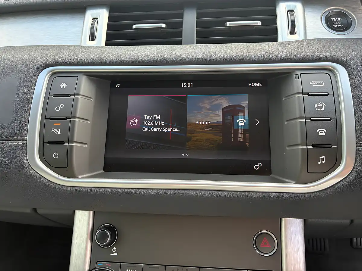 Used 2017 Land Rover Range Rover Evoque Se Black - Interior and Exterior details 14