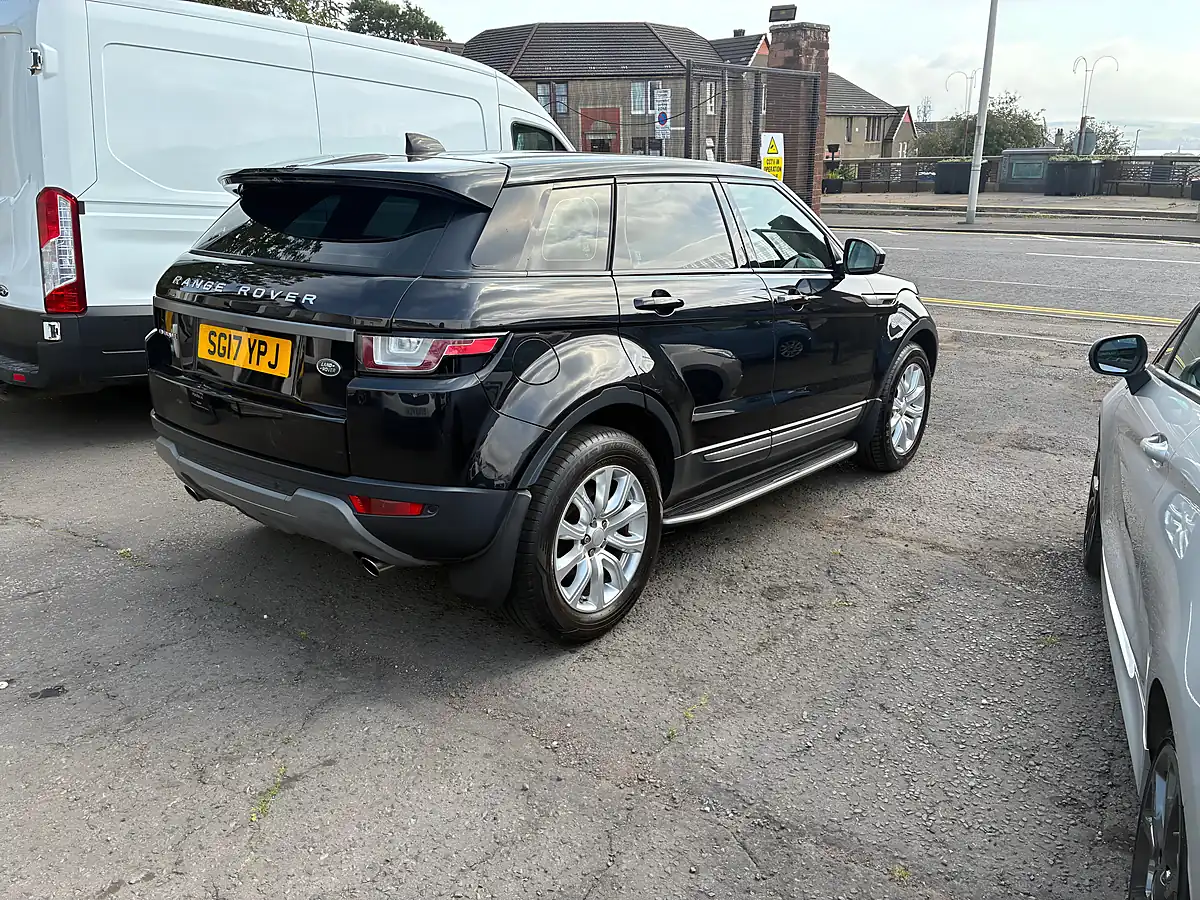 Used 2017 Land Rover Range Rover Evoque Se Black - Interior and Exterior details 3