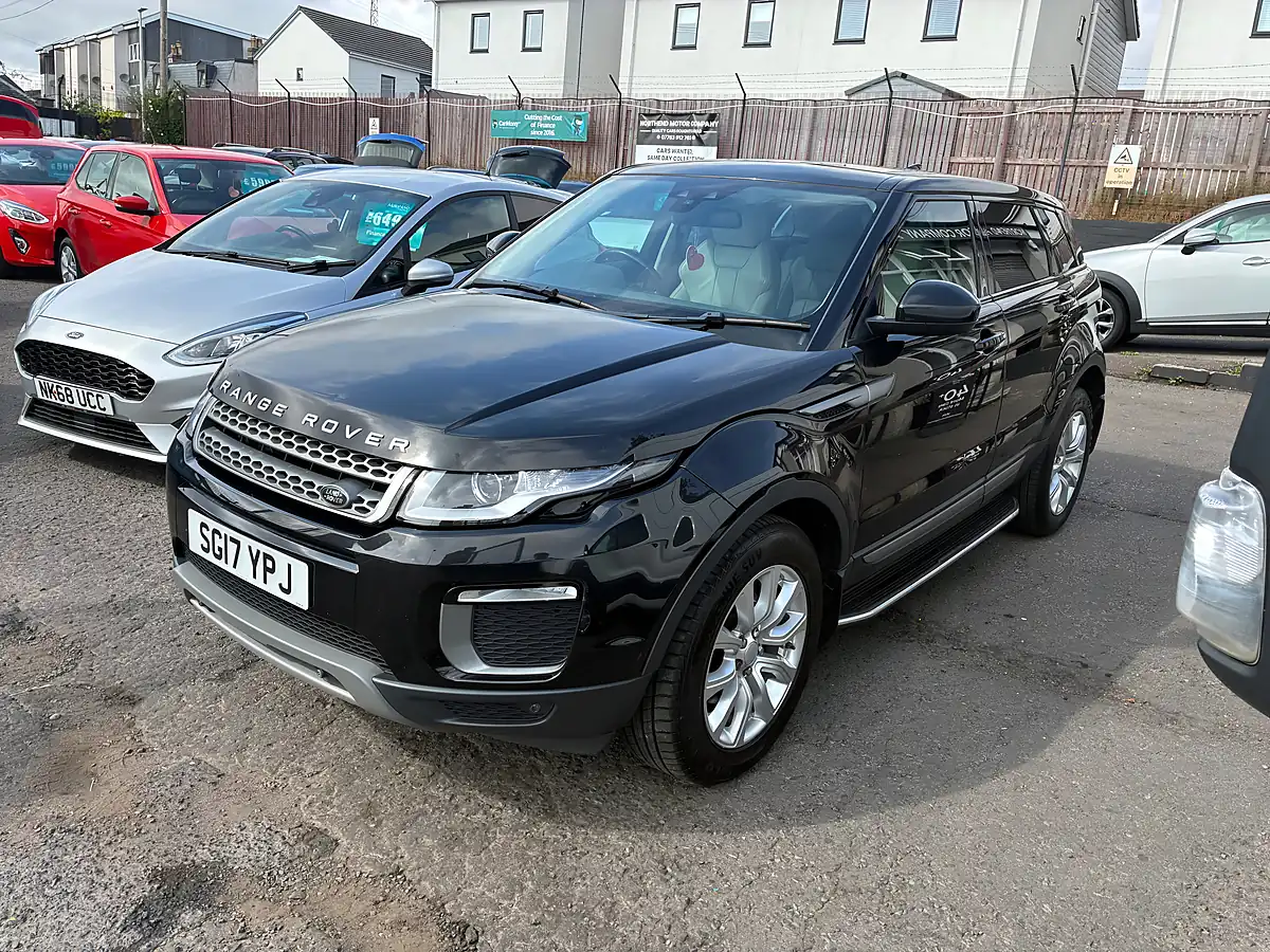 Used 2017 Land Rover Range Rover Evoque Se Black - Interior and Exterior details 7