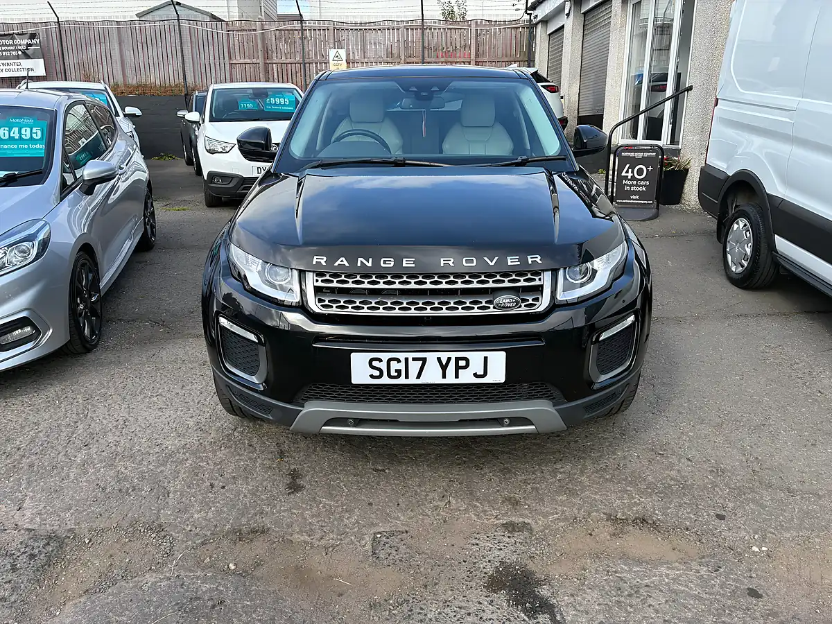 Used 2017 Land Rover Range Rover Evoque Se Black - Interior and Exterior details 8