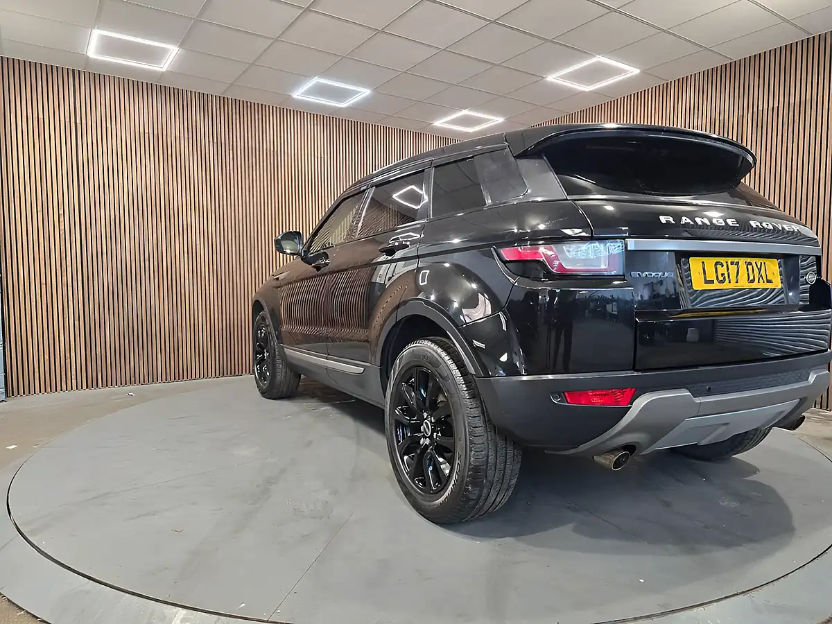 Used 2017 Land Rover Range Rover Evoque Se Black - Interior and Exterior details 5