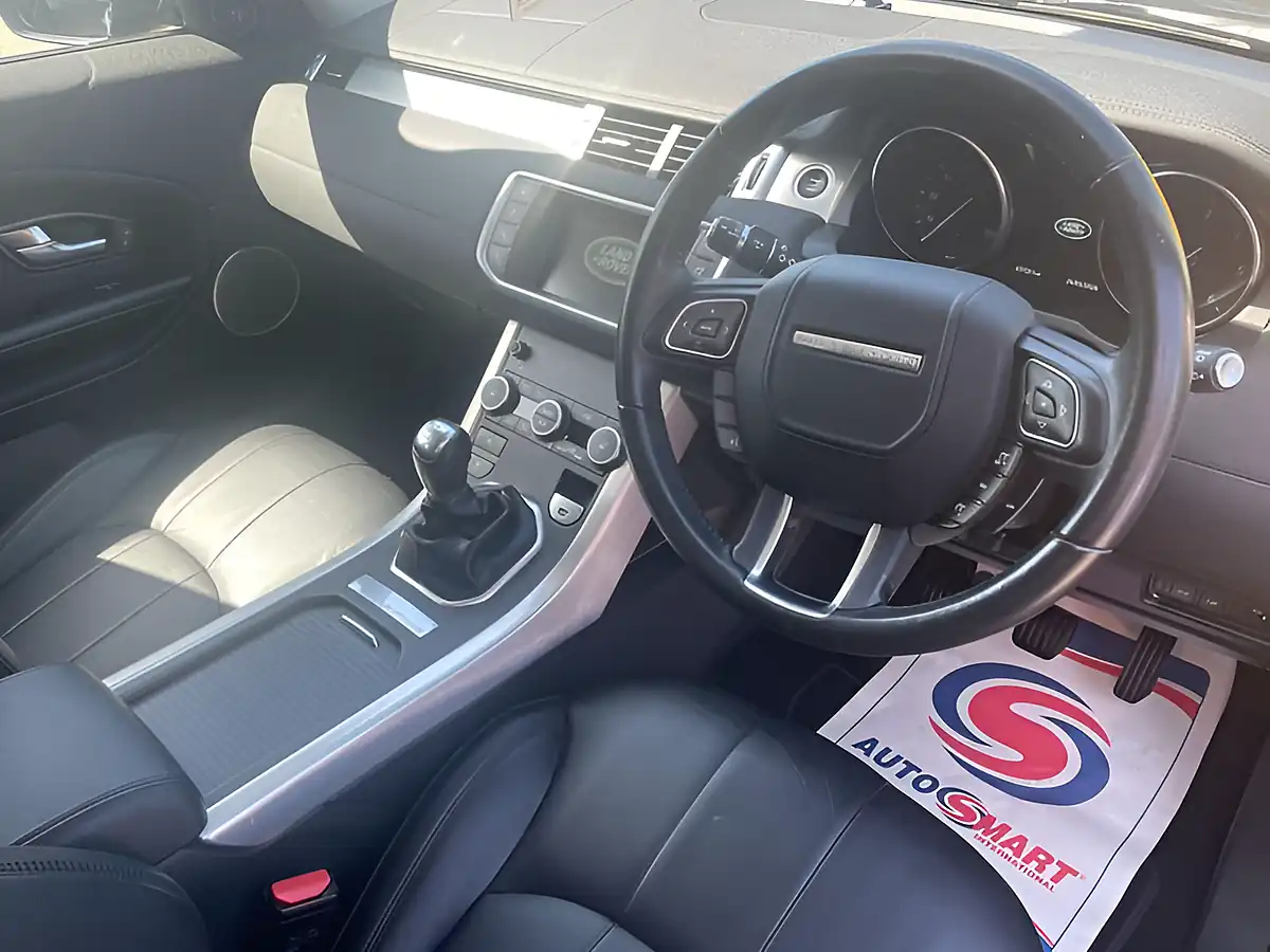 Used 2017 Land Rover Range Rover Evoque Se Blue - Interior and Exterior details 14