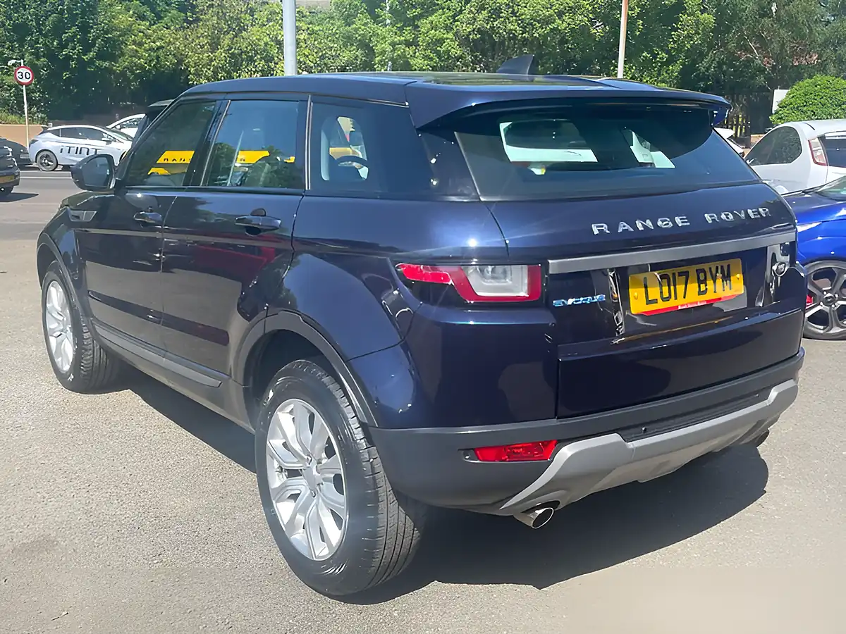 Used 2017 Land Rover Range Rover Evoque Se Blue - Interior and Exterior details 6