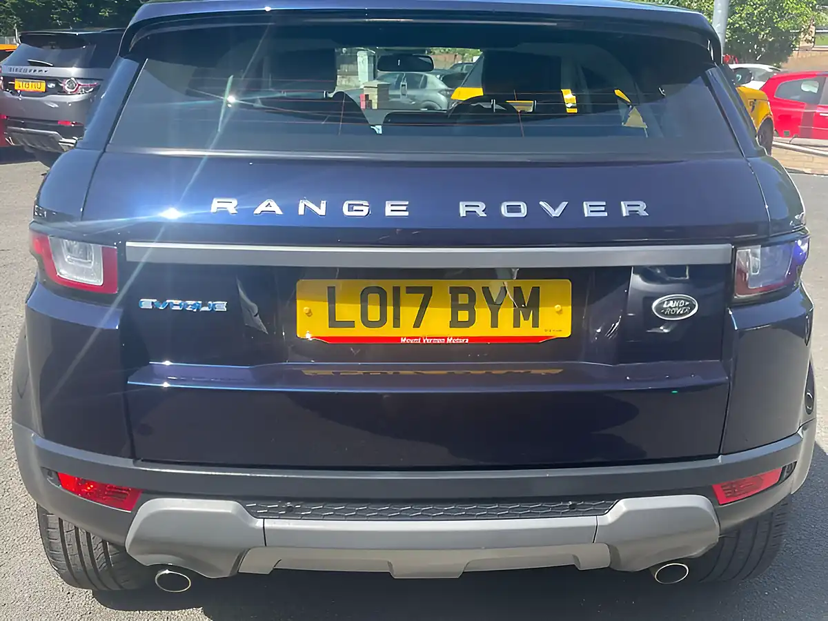 Used 2017 Land Rover Range Rover Evoque Se Blue - Interior and Exterior details 7
