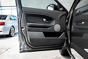 Used 2017 Land Rover Range Rover Evoque Se Grey - Interior and Exterior details 10