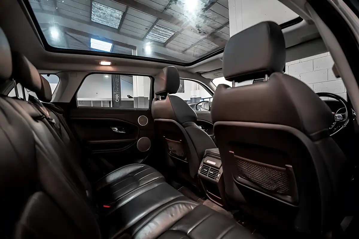 Used 2017 Land Rover Range Rover Evoque Se Grey - Interior and Exterior details 13