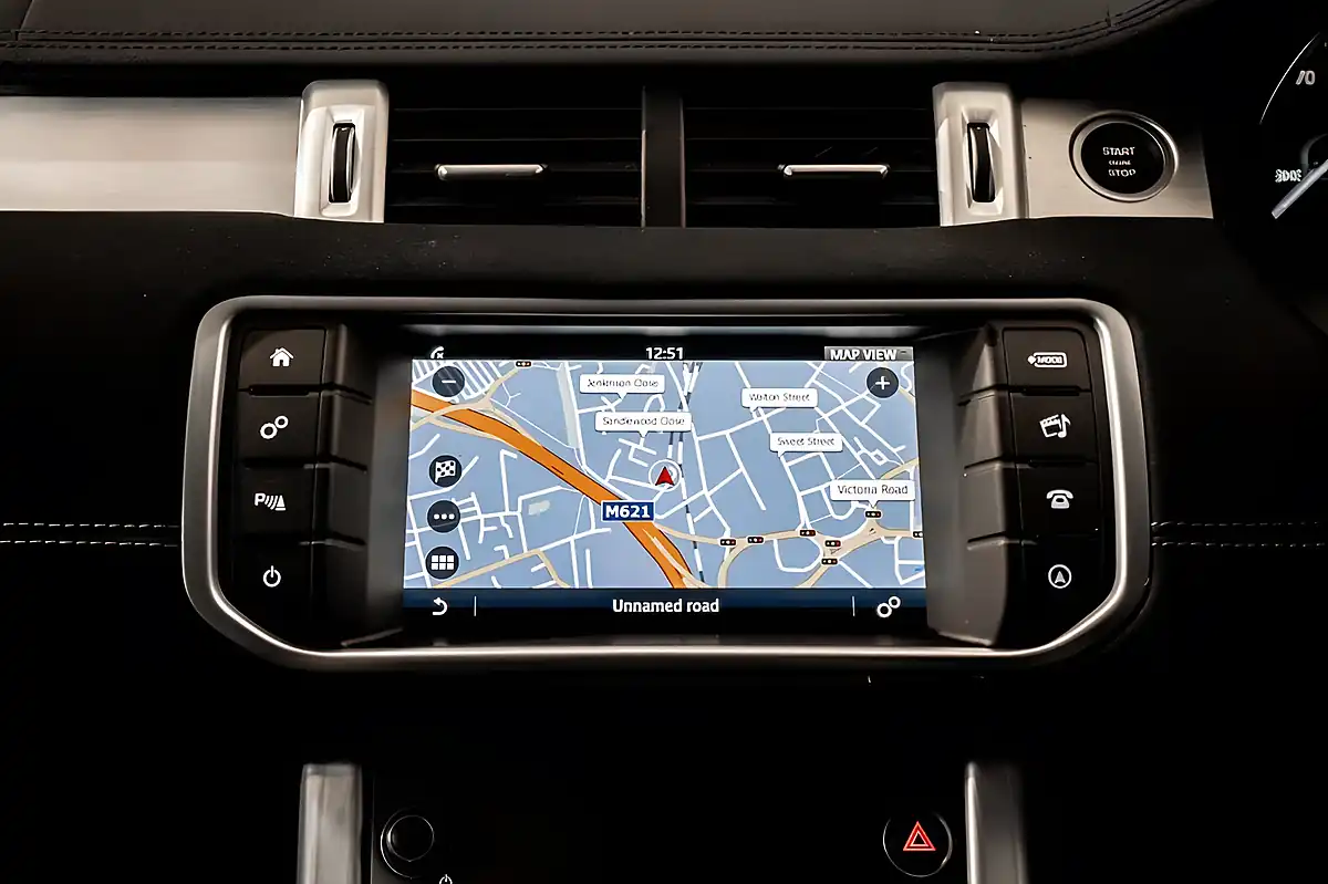 Used 2017 Land Rover Range Rover Evoque Se Grey - Interior and Exterior details 17