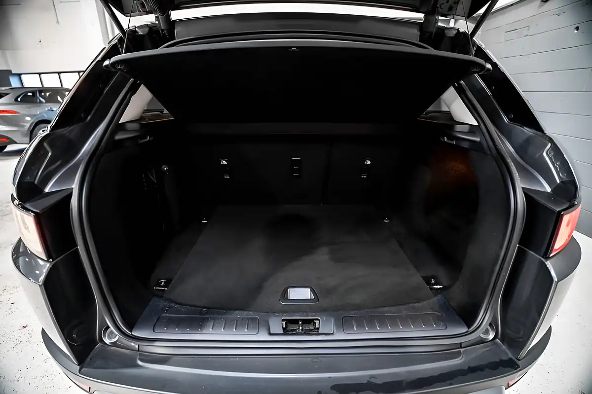 Used 2017 Land Rover Range Rover Evoque Se Grey - Interior and Exterior details 18