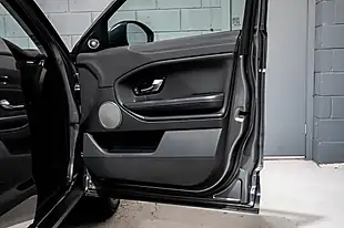 Used 2017 Land Rover Range Rover Evoque Se Grey - Interior and Exterior details 7