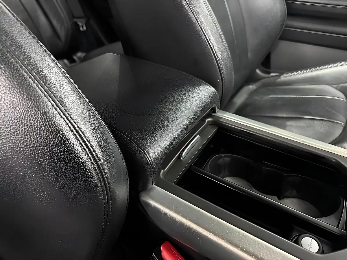 Used 2017 Land Rover Range Rover Evoque Se Grey - Interior and Exterior details 14
