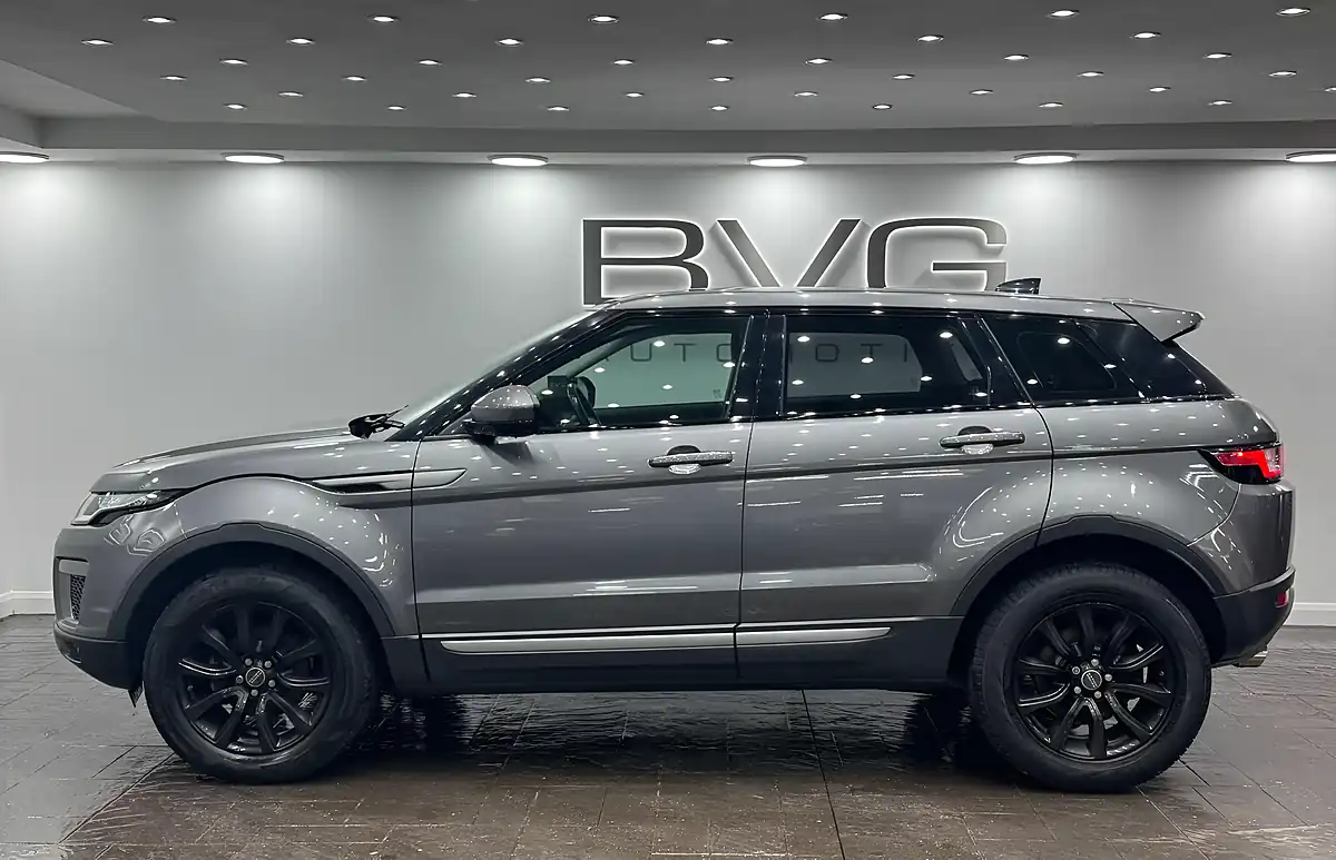 Used 2017 Land Rover Range Rover Evoque Se Grey - Interior and Exterior details 6