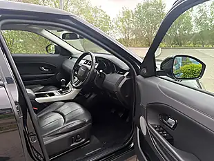 Used 2017 Land Rover Range Rover Evoque Se Tech Black - Interior and Exterior details 17