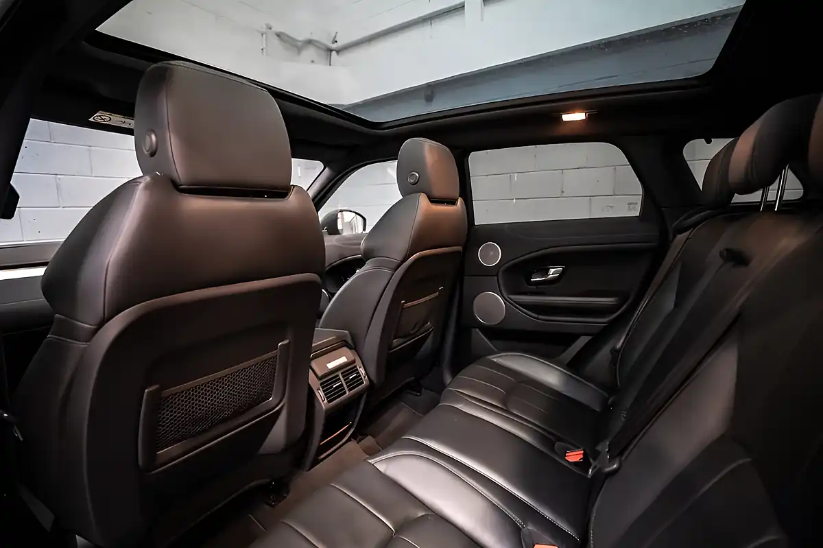 Used 2017 Land Rover Range Rover Evoque Se Tech Black - Interior and Exterior details 16