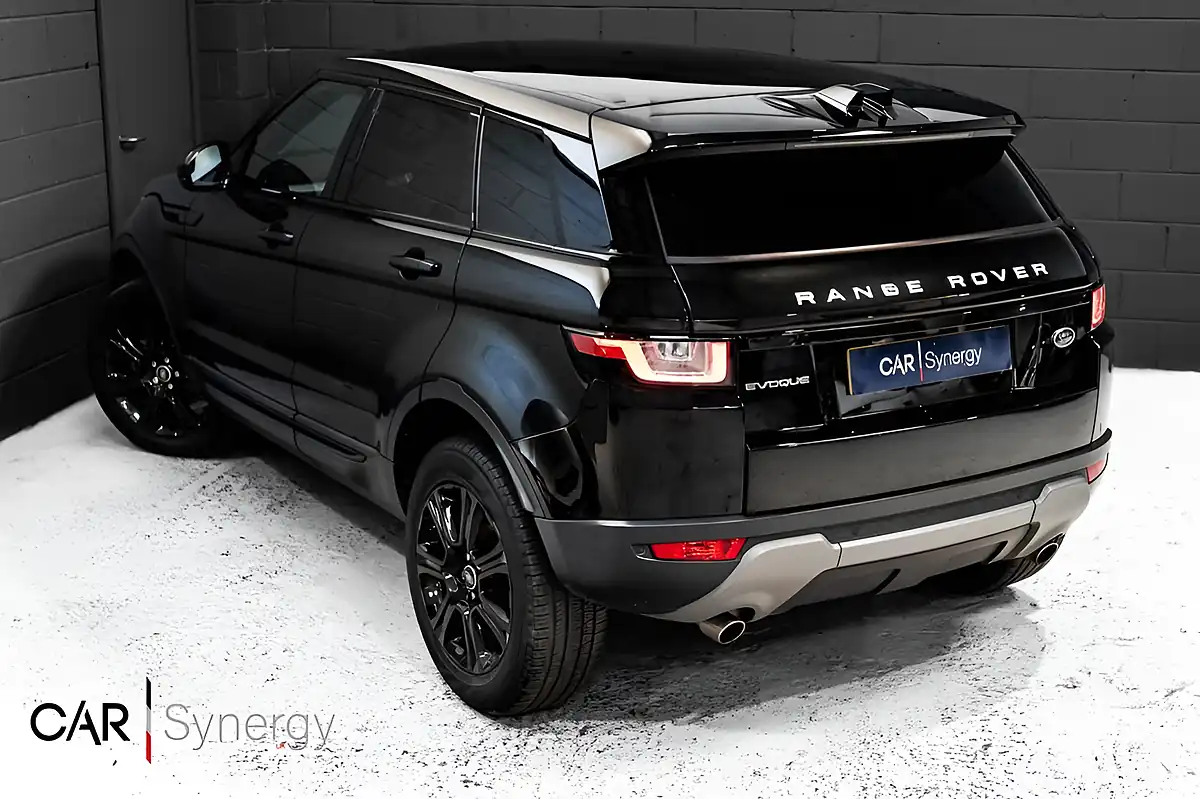 Used 2017 Land Rover Range Rover Evoque Se Tech Black - Interior and Exterior details 3