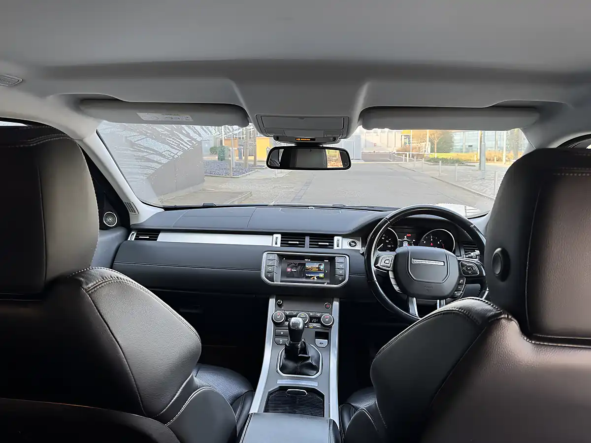 Used 2017 Land Rover Range Rover Evoque Se Tech Black - Interior and Exterior details 11