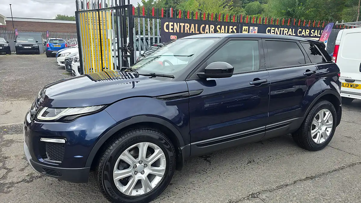 Used 2017 Land Rover Range Rover Evoque Se Tech Blue - Interior and Exterior details 11