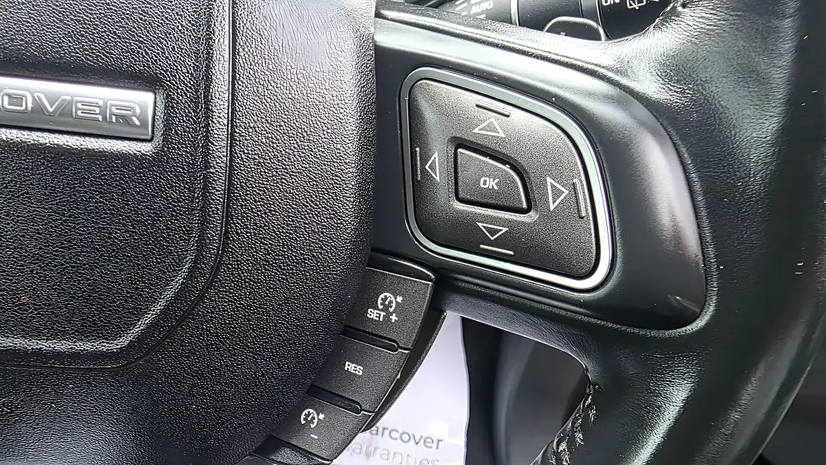 Used 2017 Land Rover Range Rover Evoque Se Tech Blue - Interior and Exterior details 12