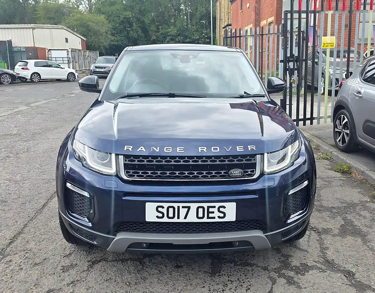 Used 2017 Land Rover Range Rover Evoque Se Tech Blue - Interior and Exterior details 3
