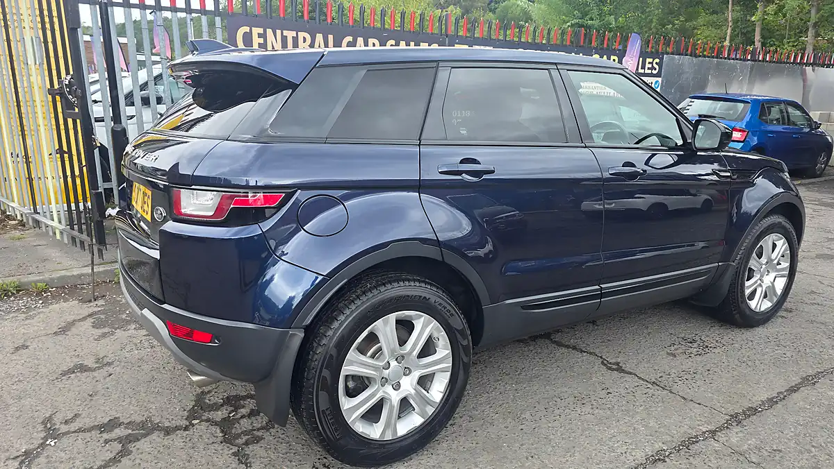 Used 2017 Land Rover Range Rover Evoque Se Tech Blue - Interior and Exterior details 7