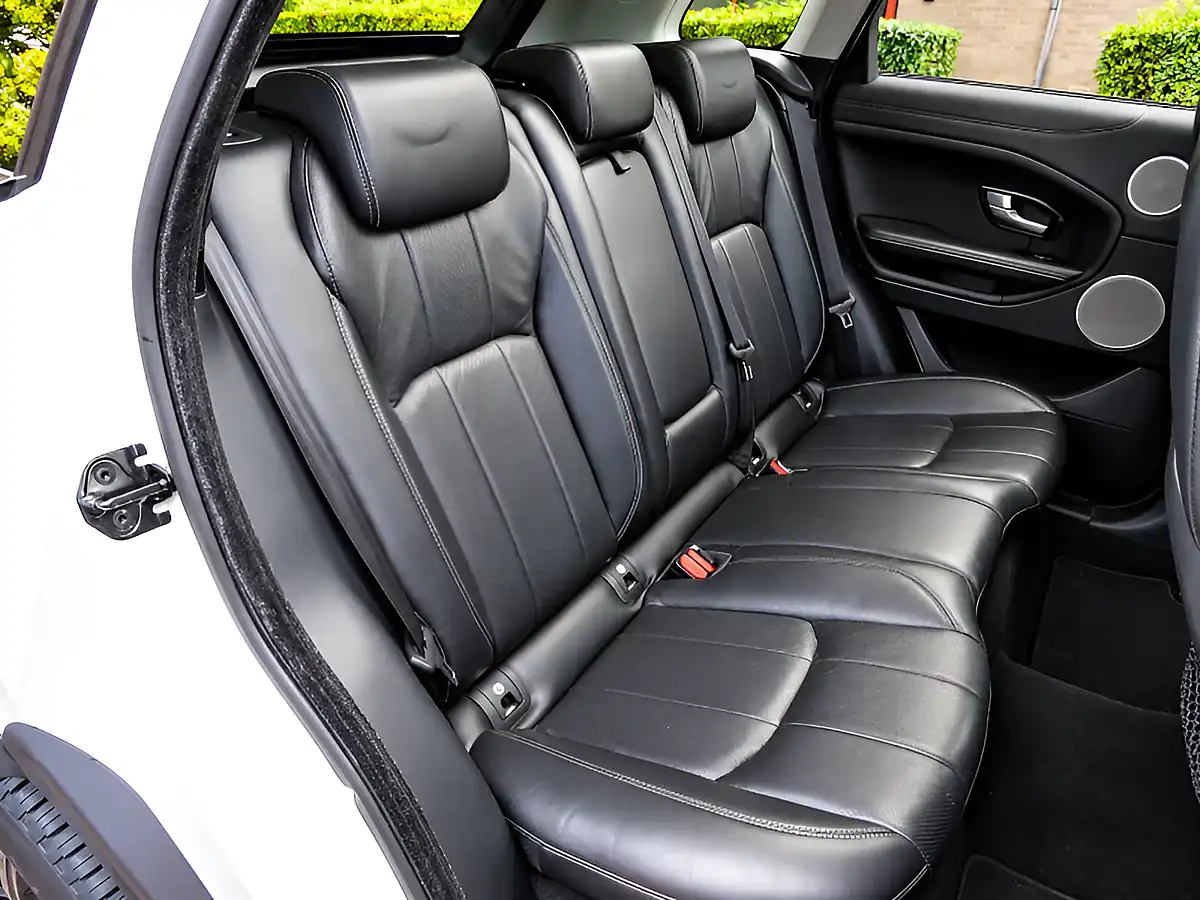 Used 2017 Land Rover Range Rover Evoque Se Tech Fuji/Polaris White - Interior and Exterior details 11