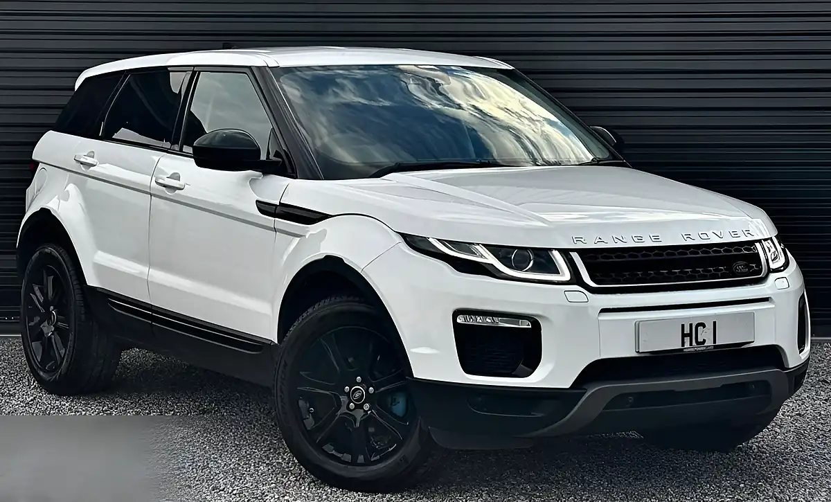 Used 2017 Land Rover Range Rover Evoque Se Tech Fuji White - Front View