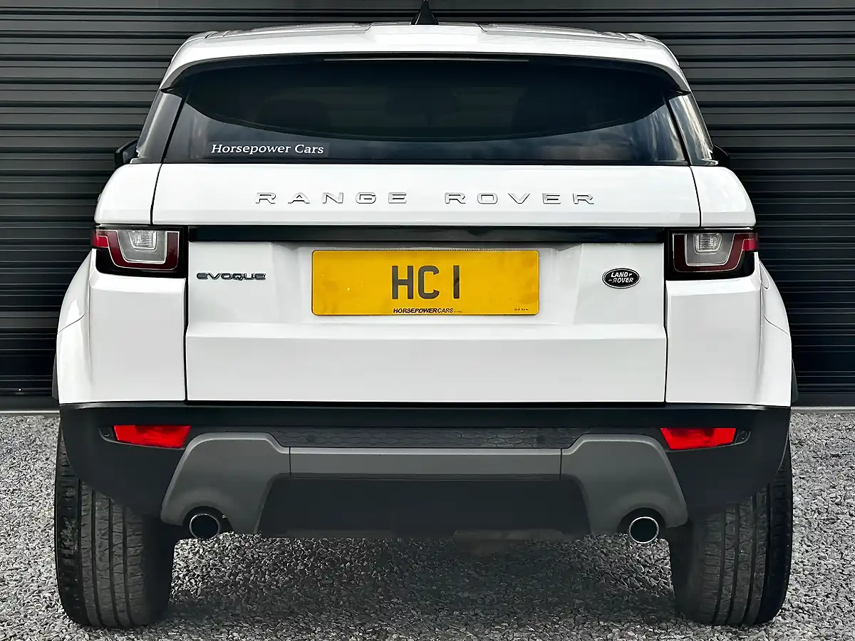 Used 2017 Land Rover Range Rover Evoque Se Tech Fuji White - Interior and Exterior details 4
