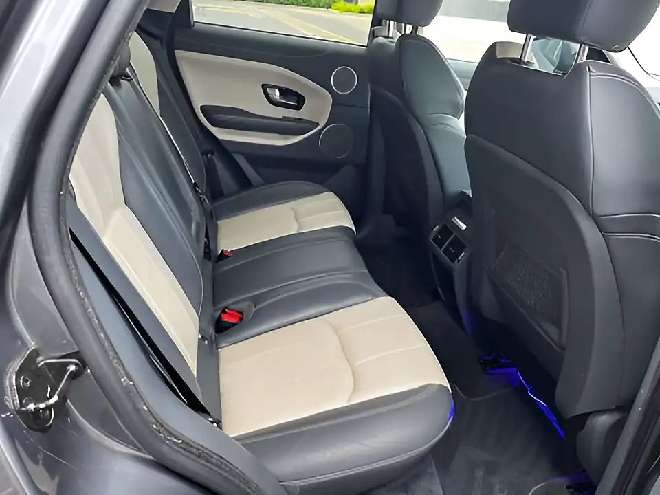 Used 2017 Land Rover Range Rover Evoque Se Tech Grey - Interior and Exterior details 15