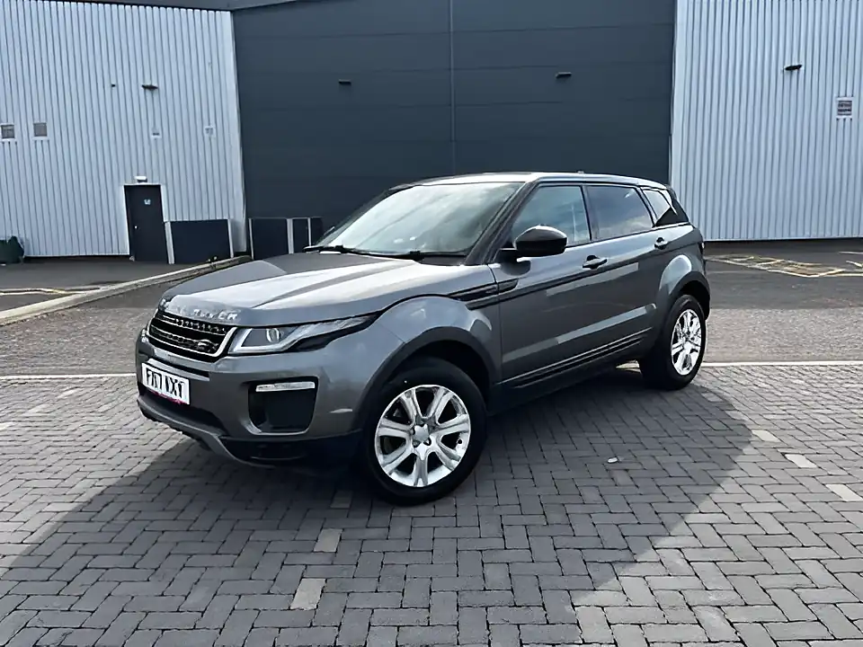 Used 2017 Land Rover Range Rover Evoque Se Tech Grey - Interior and Exterior details 18