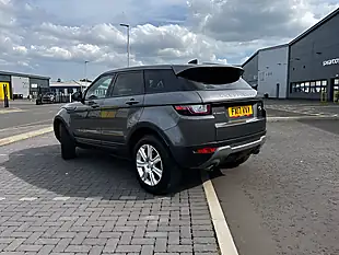 Used 2017 Land Rover Range Rover Evoque Se Tech Grey - Interior and Exterior details 3