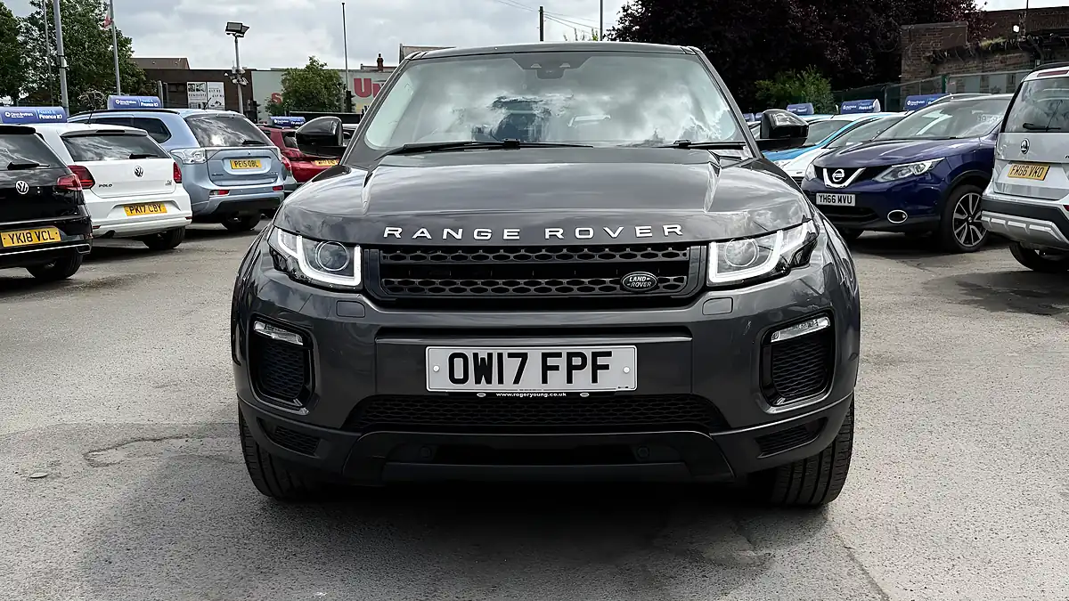 Used 2017 Land Rover Range Rover Evoque Se Tech Grey - Interior and Exterior details 9